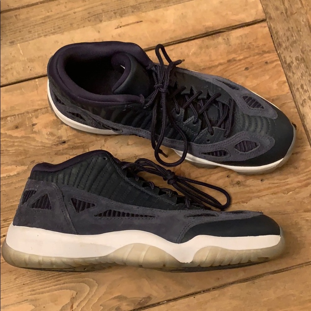 Air Jordan 11 Retro Low IE Men’s Size 8